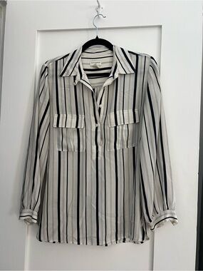Club Monaco Black & White Striped Button-Front Shirt